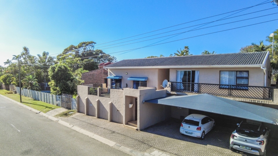 3 Bedroom Property for Sale in Bonza Bay Eastern Cape